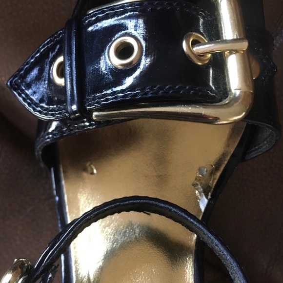 Bakers Black Patent Platform Wedge Gold Buckle Strap Sandals, Size 8 - Picture 5 of 12